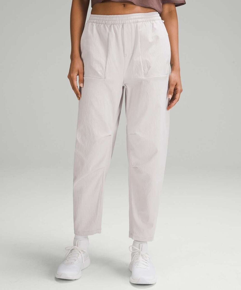 Lululemon Womens Lab Stretch Woven Barrel Leg Pants High Rise Size 6 Cream Gym
